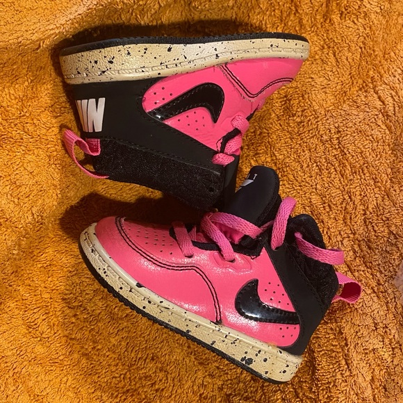 Nike FLIGHT baby size 3 shoes. Great condition! - Picture 3 of 4